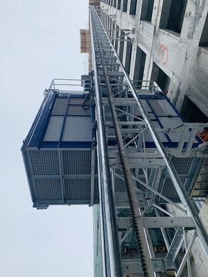 Construction Site 500m 46m/Min Passenger And Material Hoist With Air Conditioner
