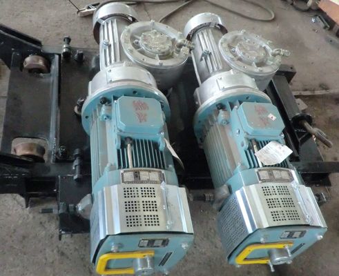 قیمت خوب 3 فاز 18.5kW الکتریکی موتور گیربکس کرم نوع برای ساختمان بلند آنلاین